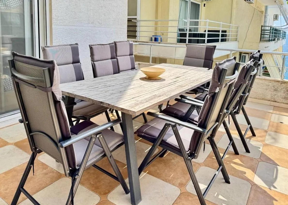 Saranda Big Terrace Apartment
