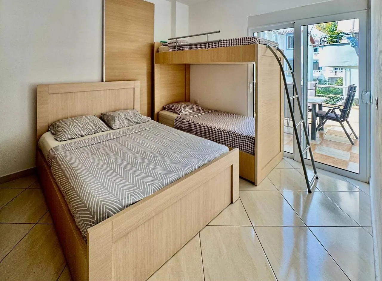 Saranda Big Terrace Apartment 0*, Sarandë Albânia